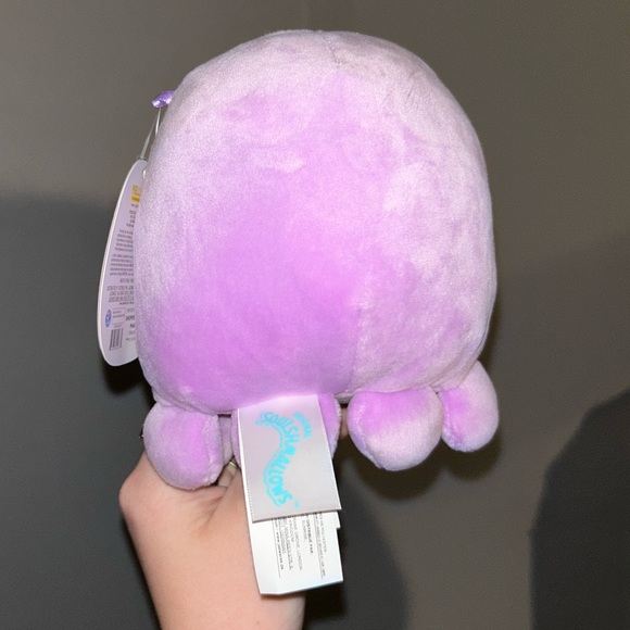 SQUISHMALLOW VIOLET THE OCTOPUS SQUISHMALLOWS - Picture 3 of 3